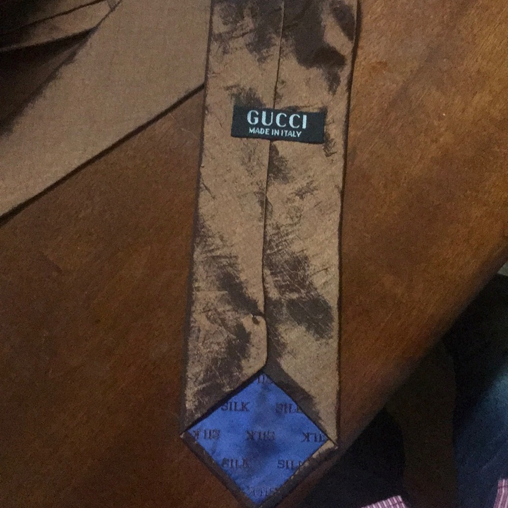 Gucci silk tie